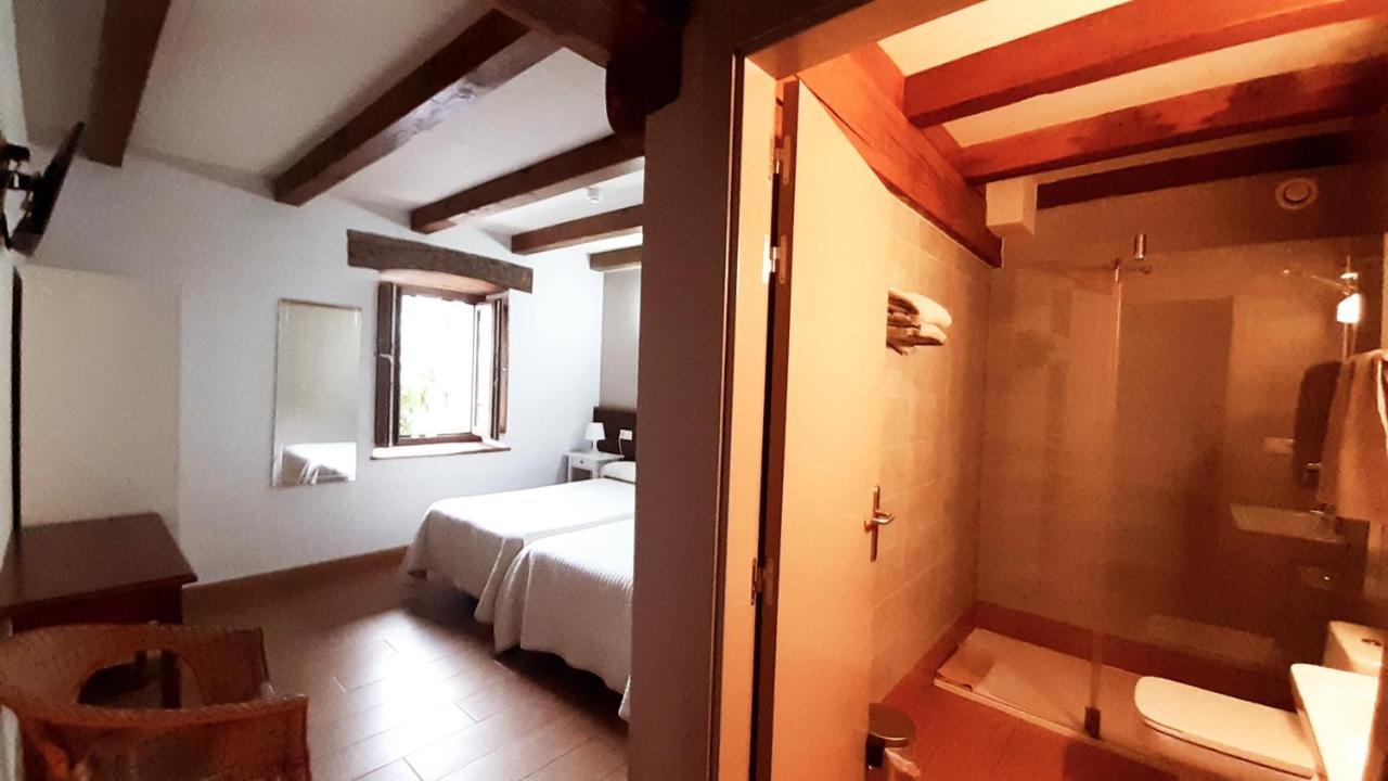 Hostal-Cicloturismo Lopenea Leitza  Eksteriør bilde